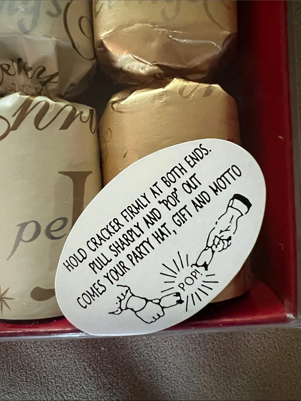 Gold & Cream Holiday Party Crackers - Set of 10